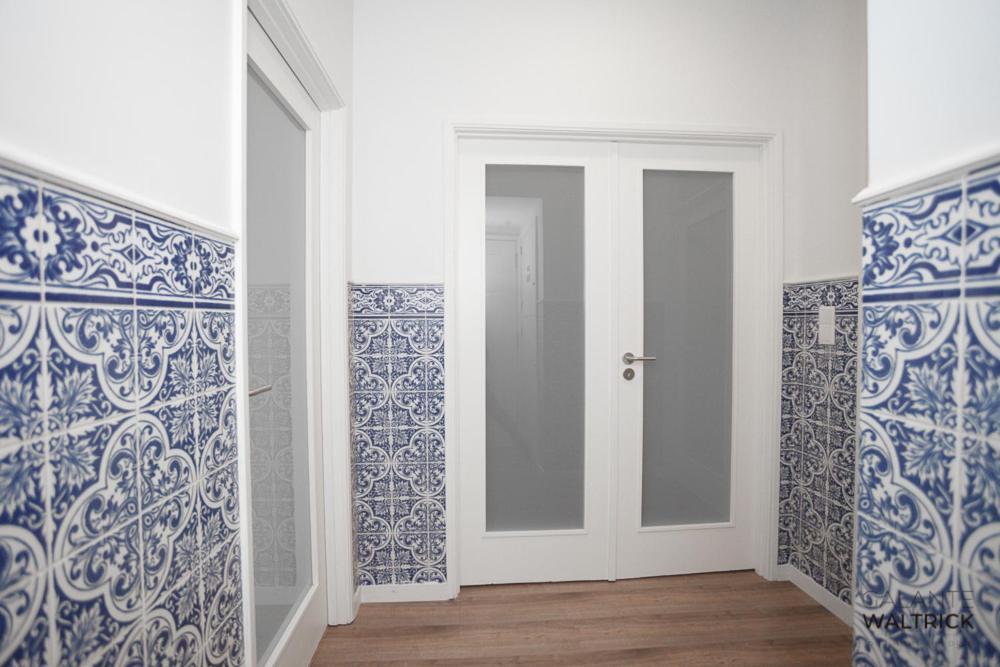 Downtown 3 Bedroom With Balcony - Quiet Street - Family Friendly - Groups ポルト エクステリア 写真