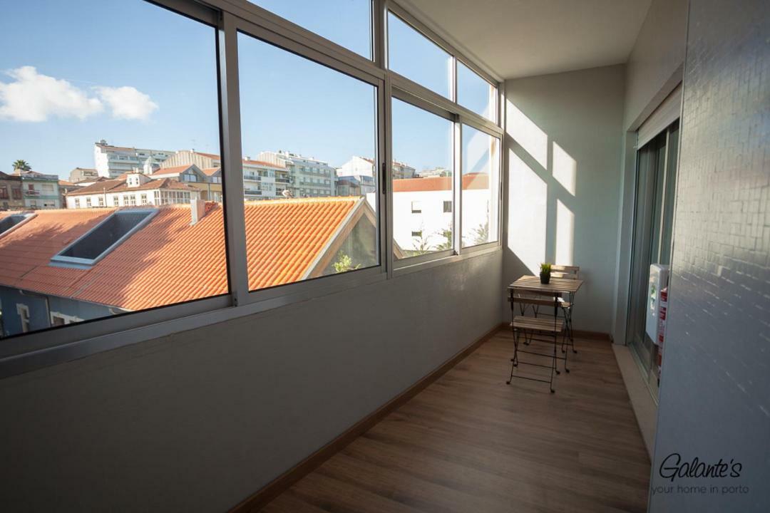 Downtown 3 Bedroom With Balcony - Quiet Street - Family Friendly - Groups ポルト エクステリア 写真